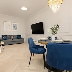  Apartament Lux Niemcewicza With Ac & Balcony Ochota By Renters